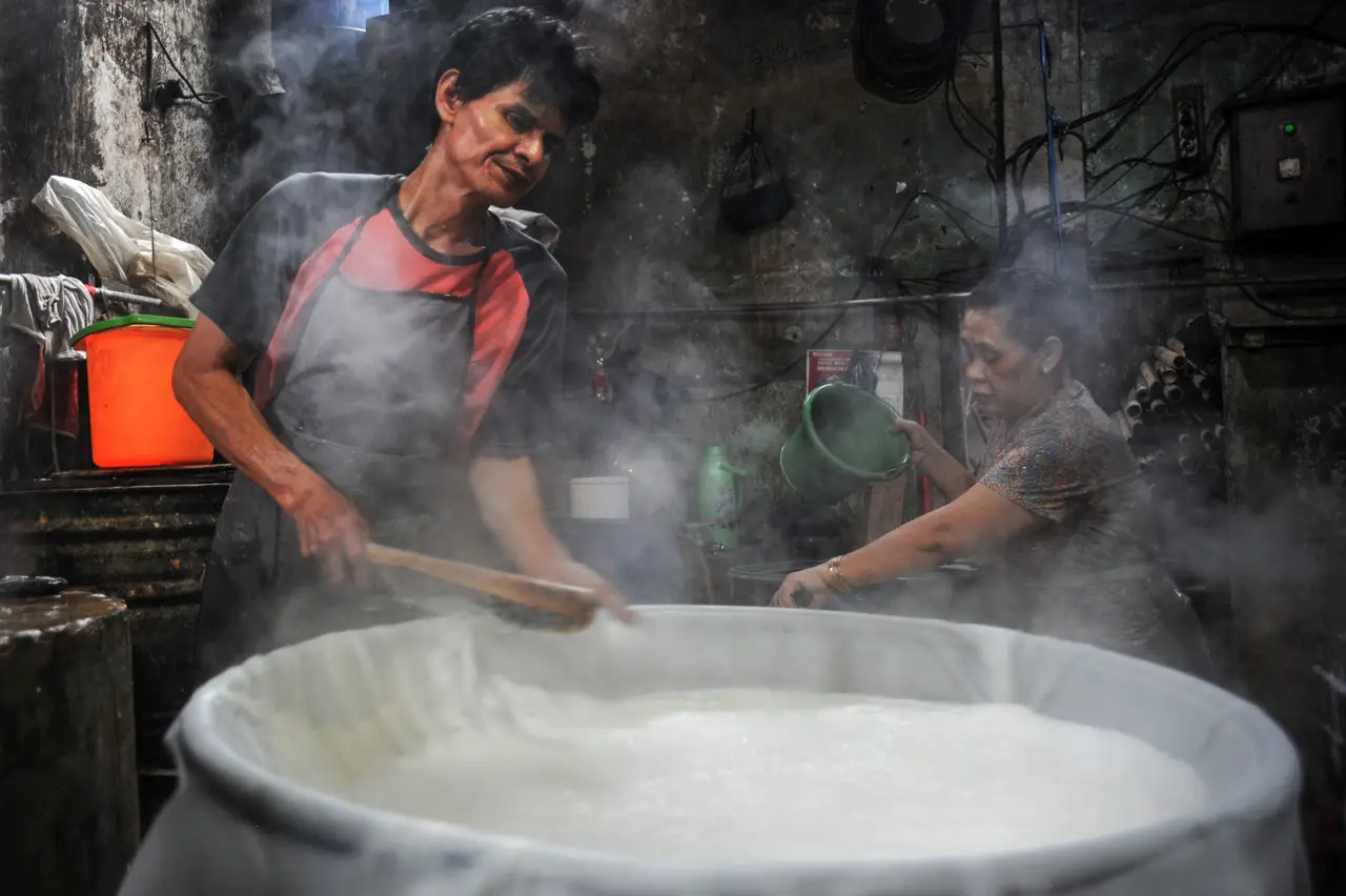 Perajin Tahu Keluhkan...
