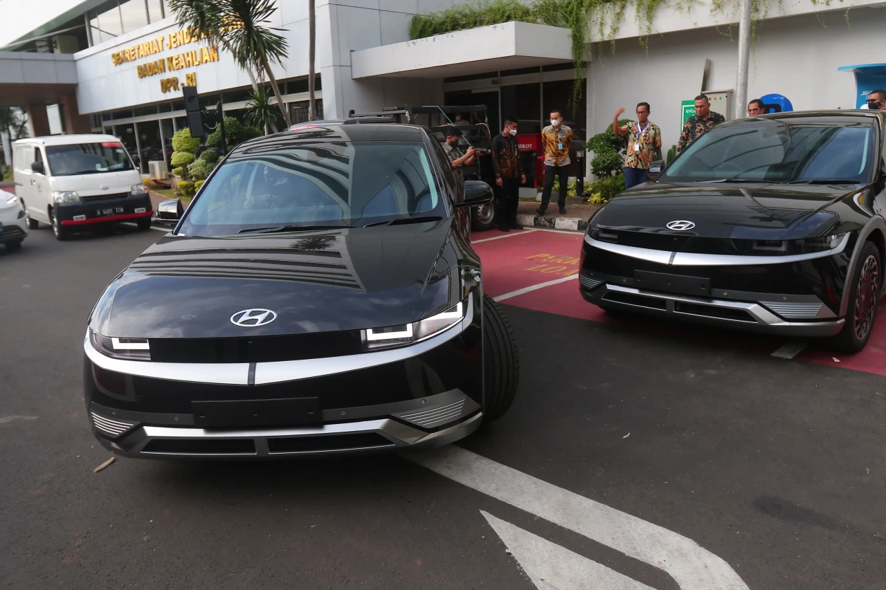 DPR RI Sediakan 55 Mobil...