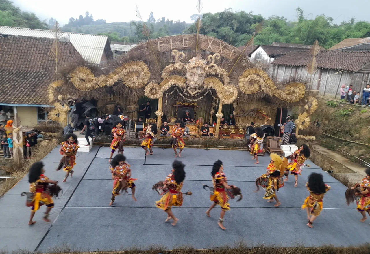 Meriahnya Festival Lima...