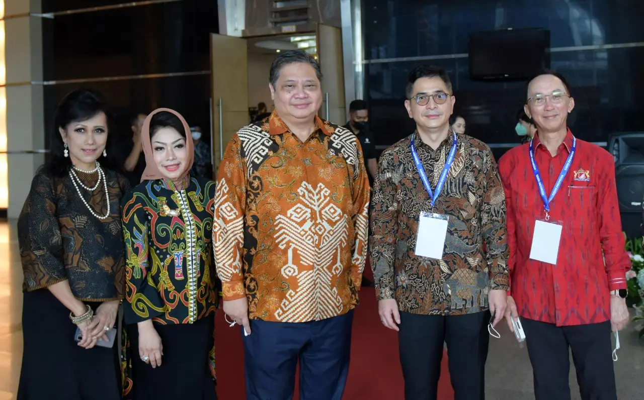 Airlangga Hartarto Hadiri...