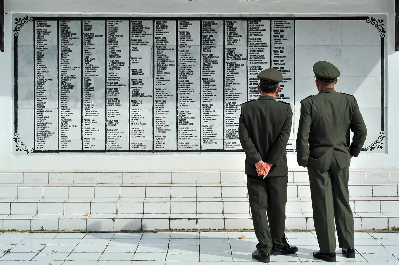 Ziarah Makam Pahlawan...
