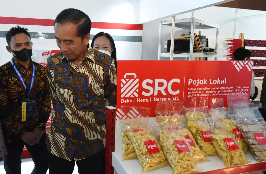 Jokowi Luncurkan Gerakan...