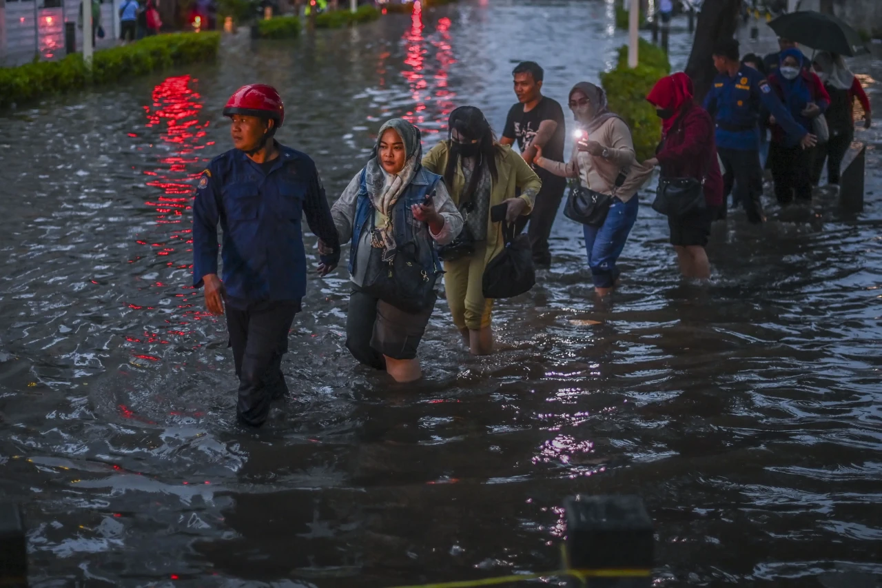 Banjir Kepung Kemang...