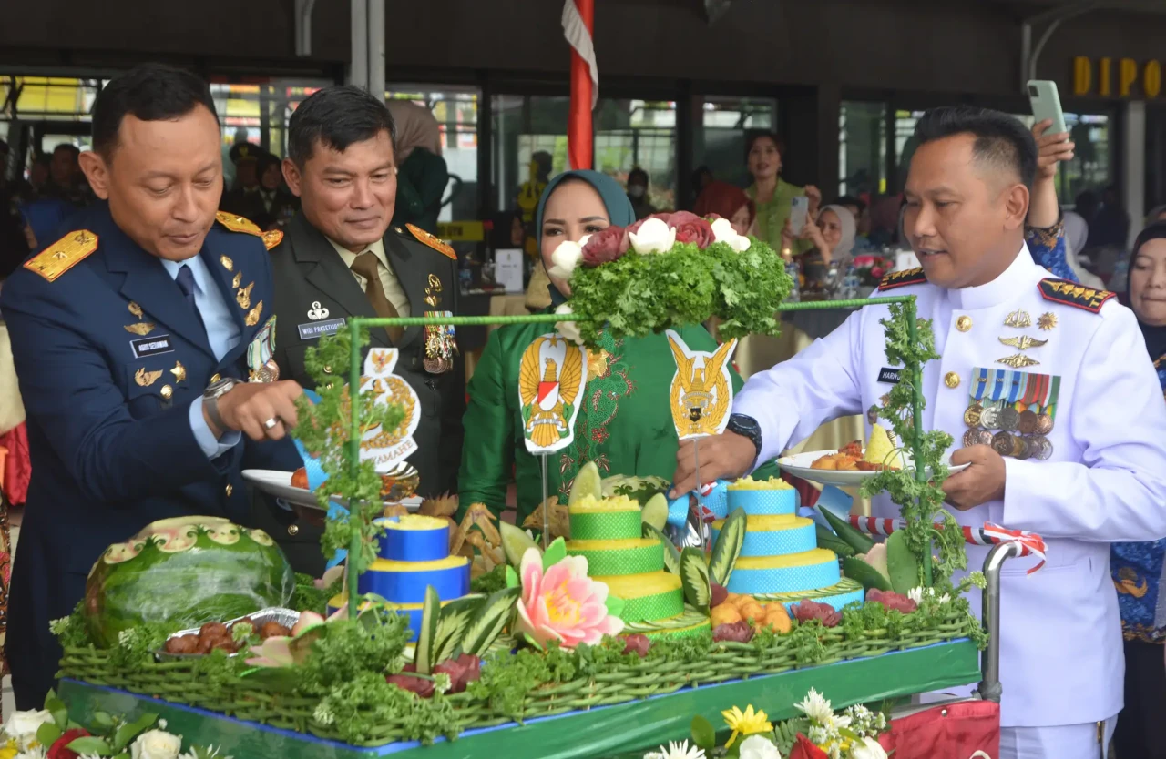Pangdam Mayjen Widi...