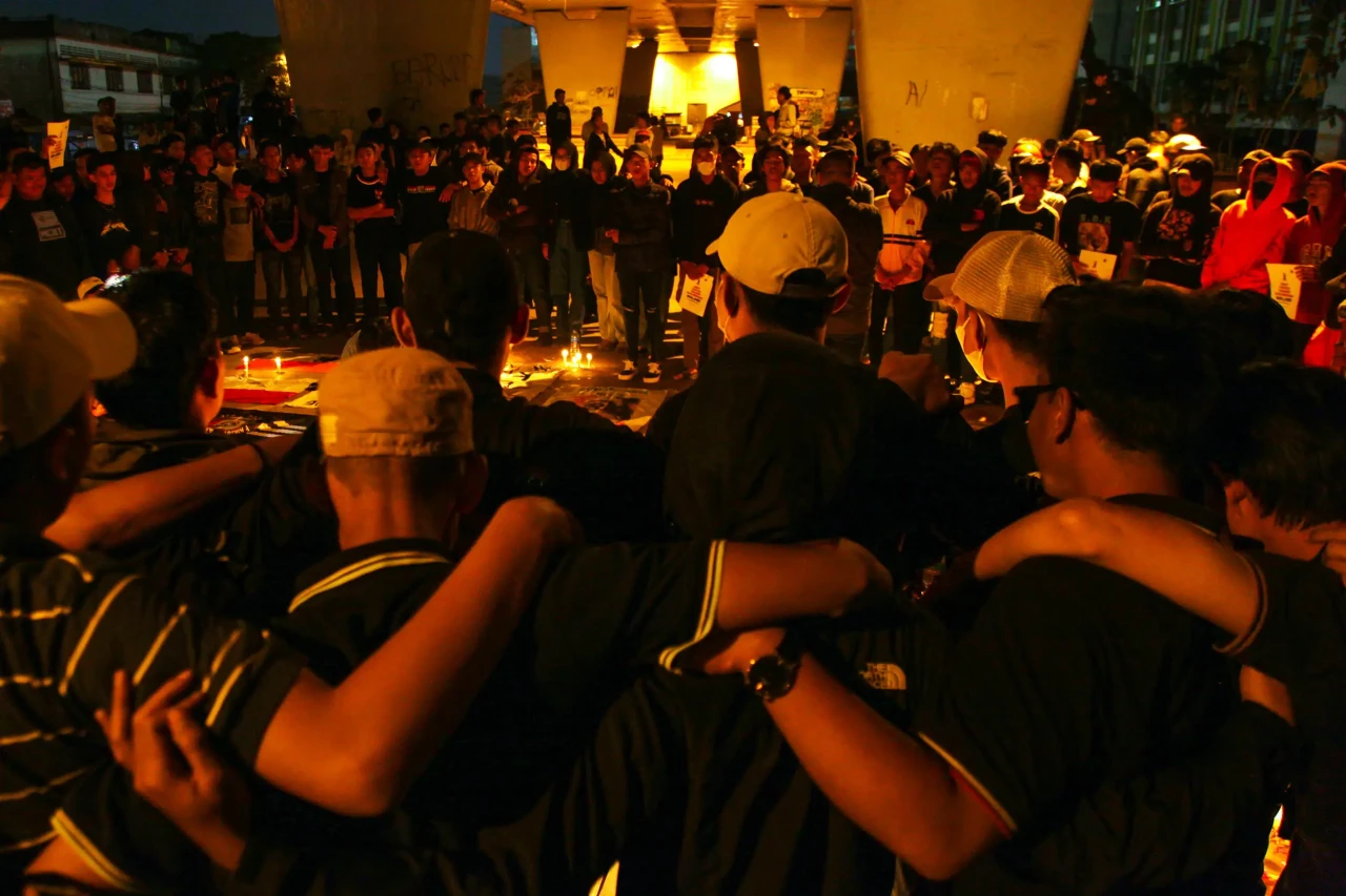 Momen Ultras Garuda...