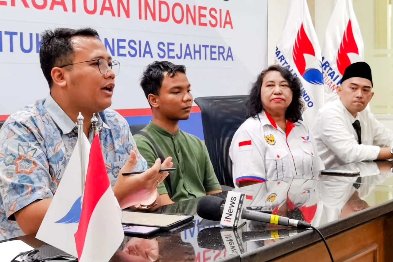 Ibu Tidak Kunjung Pulang,...