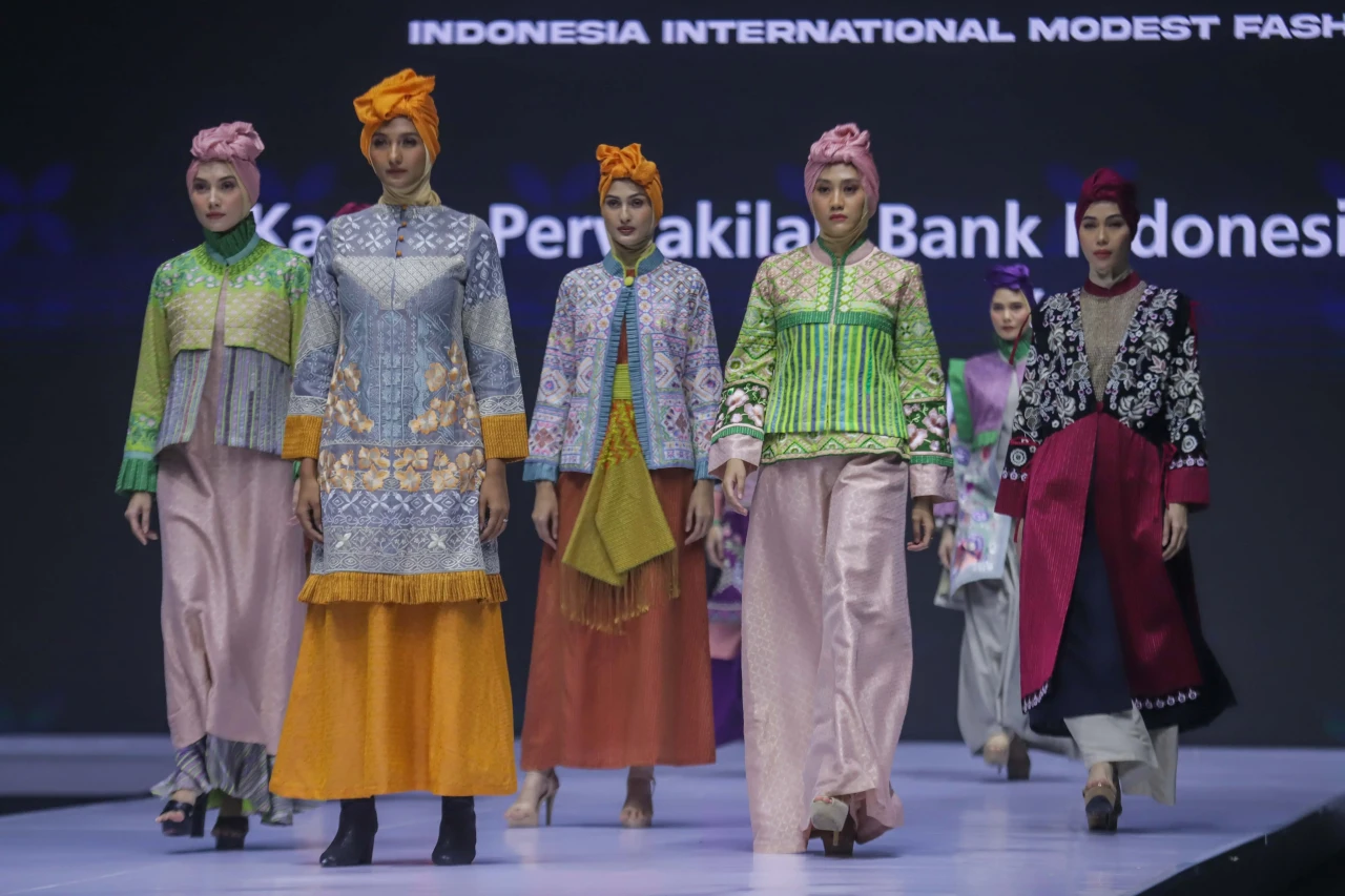 IN2MOTIONFEST Tampilkan...