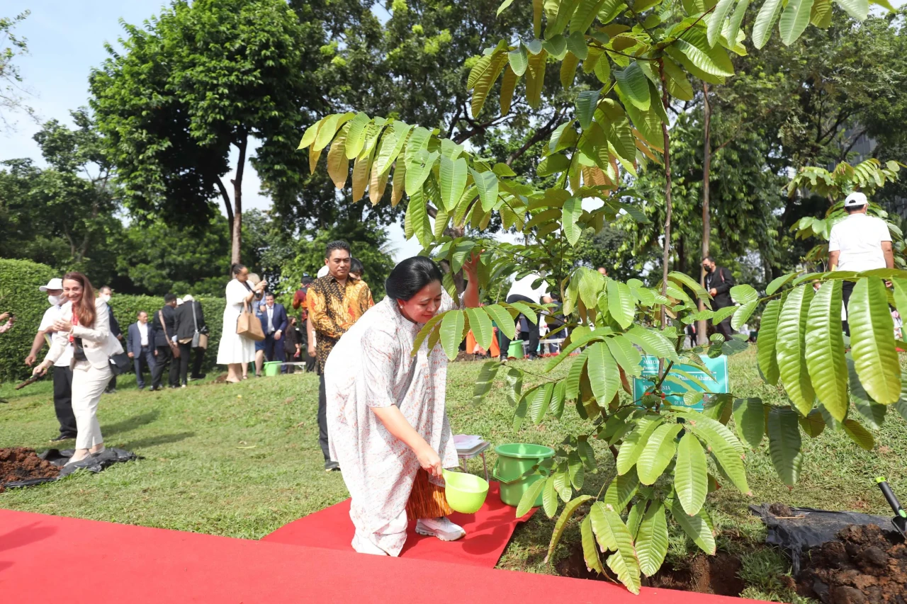 Puan Maharani Ajak Delegasi...