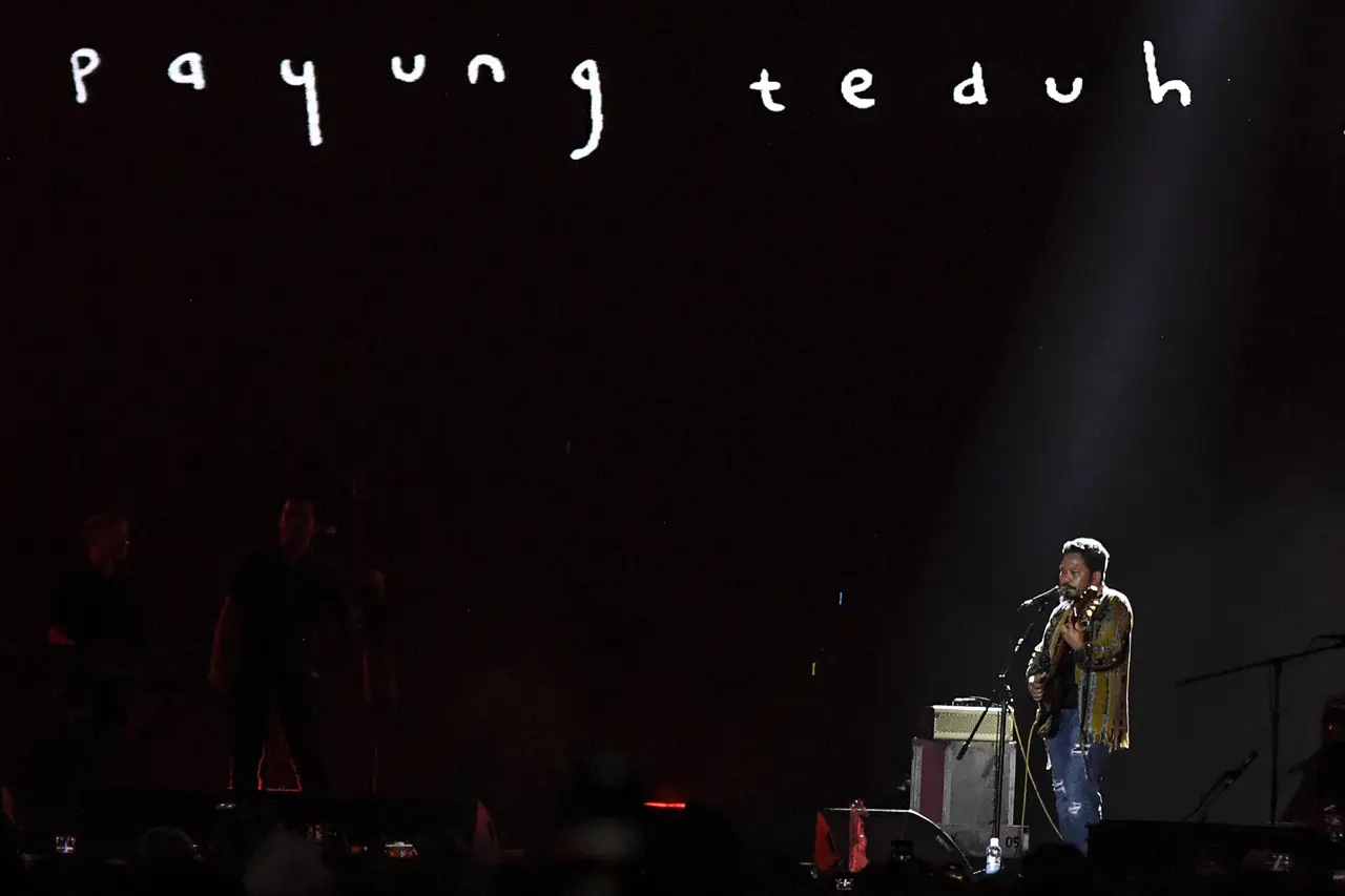 Payung Teduh X Pusakakata...