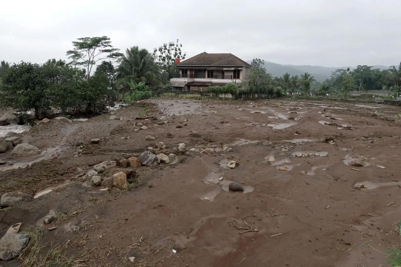 Bencana Banjir Bandang...