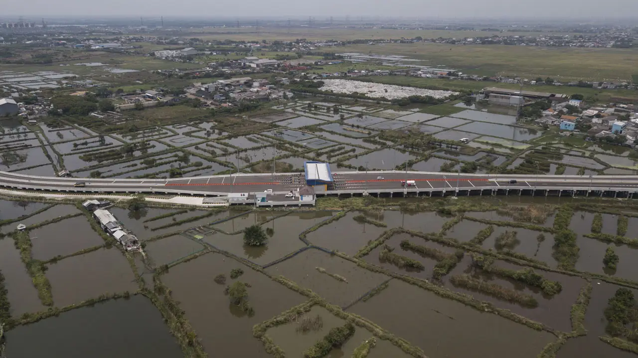 Pemberlakuan Tarif di...