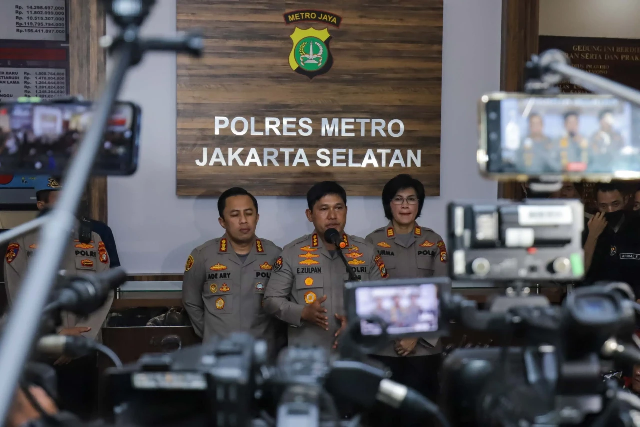 Jadi Tersangka KDRT...