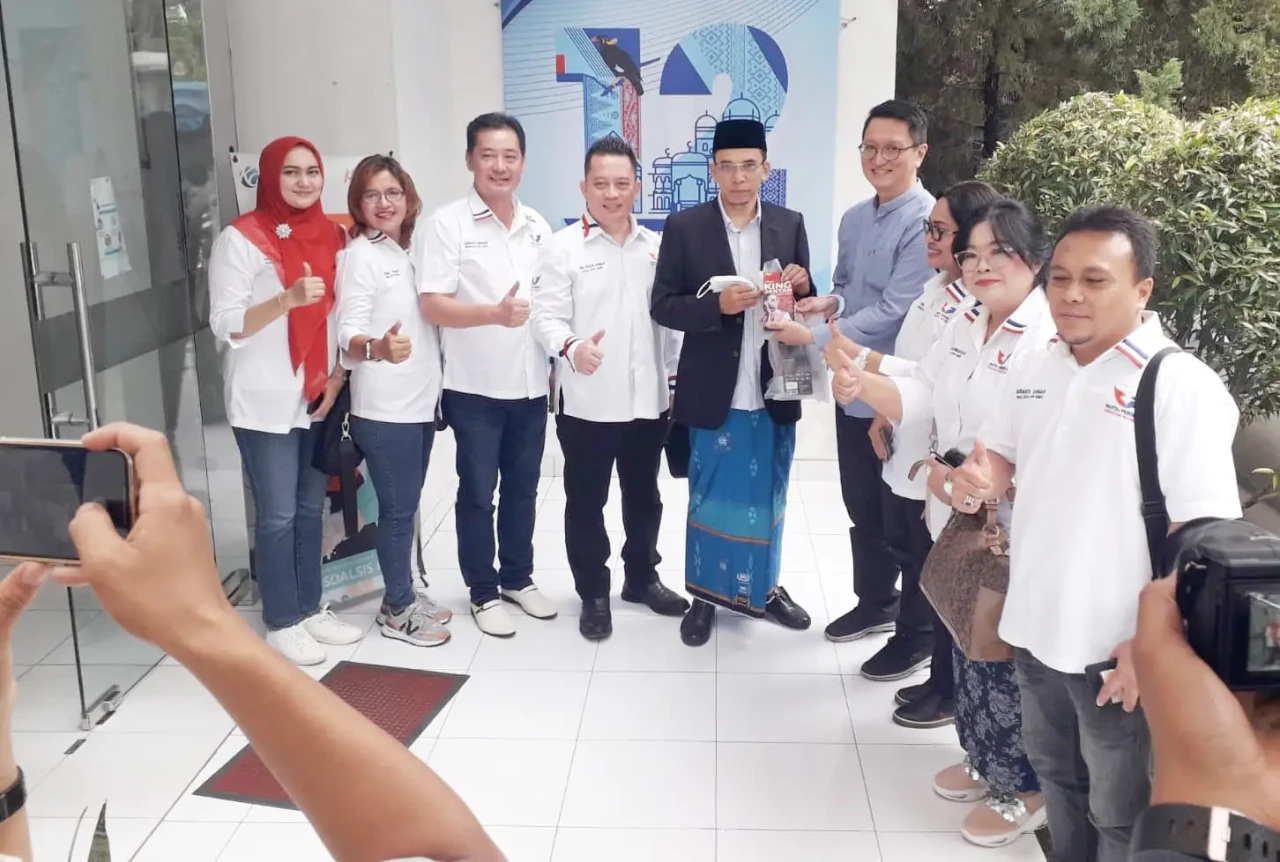 TGB Zainul Majdi: Peran...