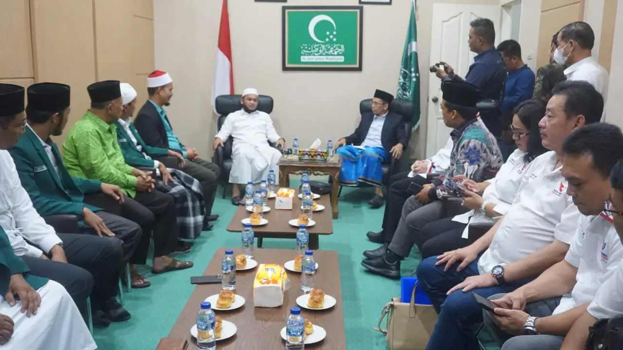 Berkunjung ke Medan,...