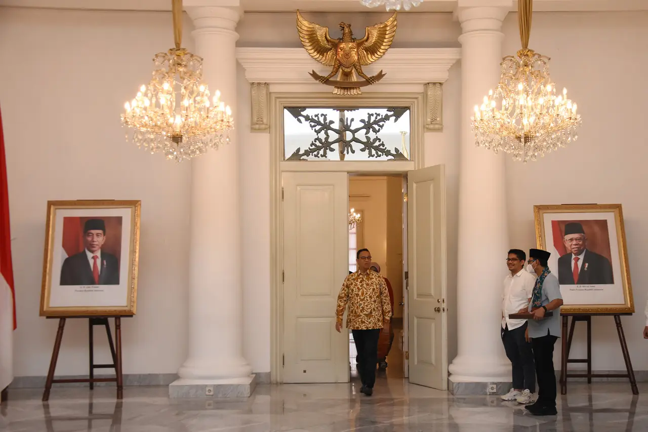 Hari Terakhir Ngantor...