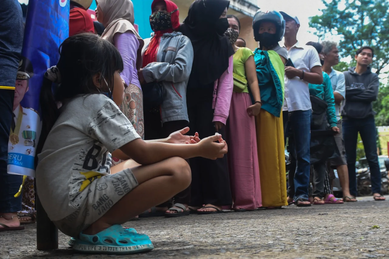 Operasi Pasar Murah...