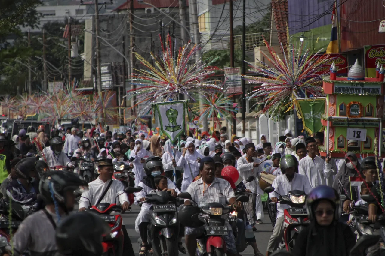 Kemeriahan Karnaval...