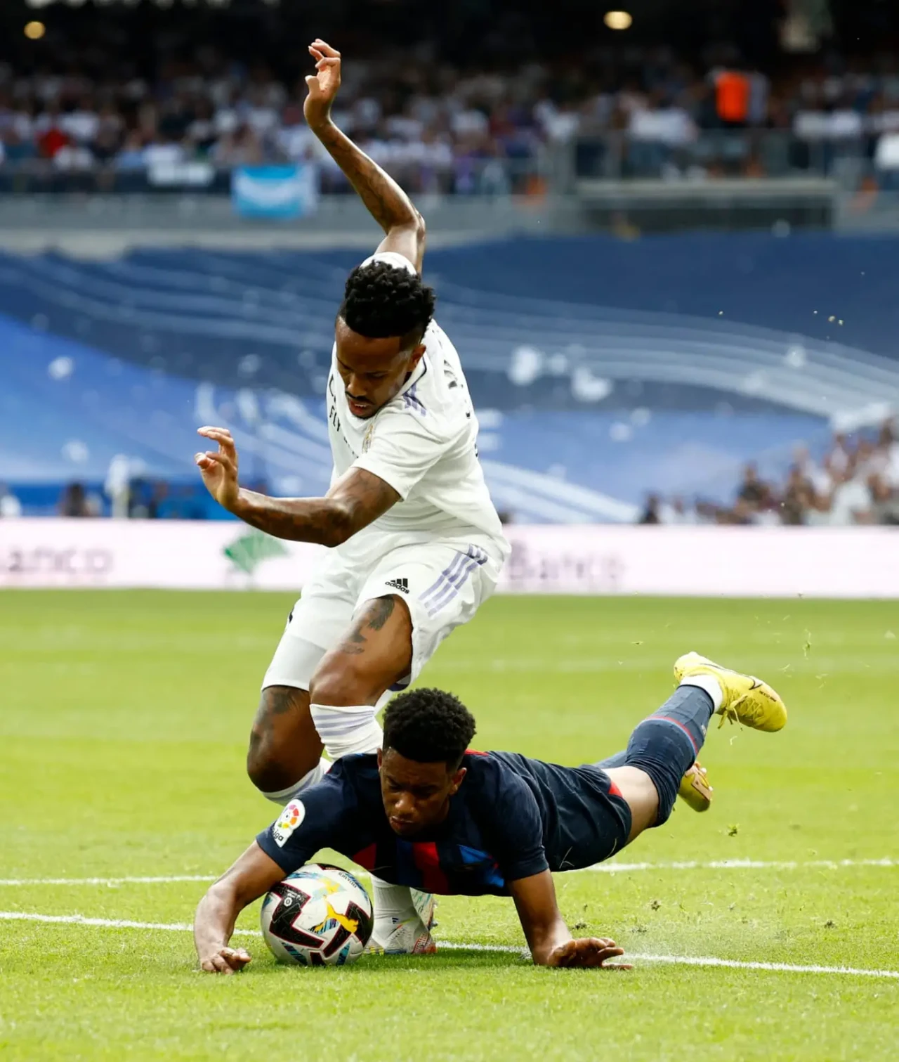 Hasil El Clasico : Real...