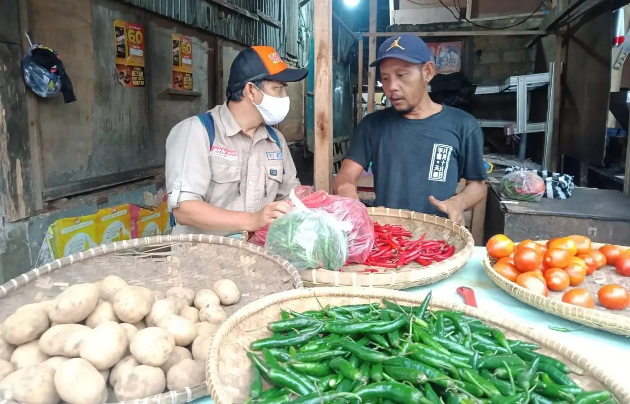 Pengungsi Longsor Bogor...
