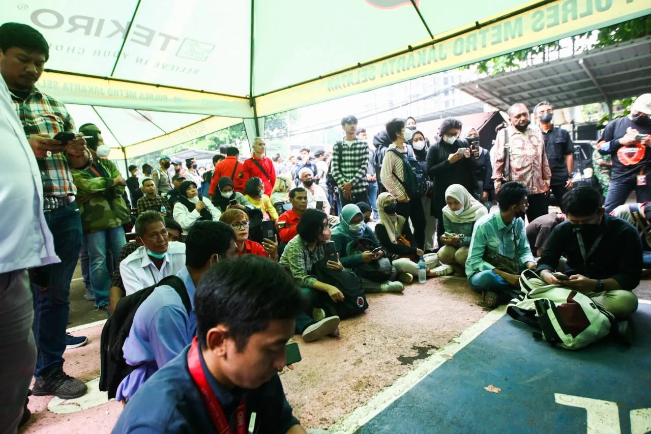 Nonton Bareng Sidang...