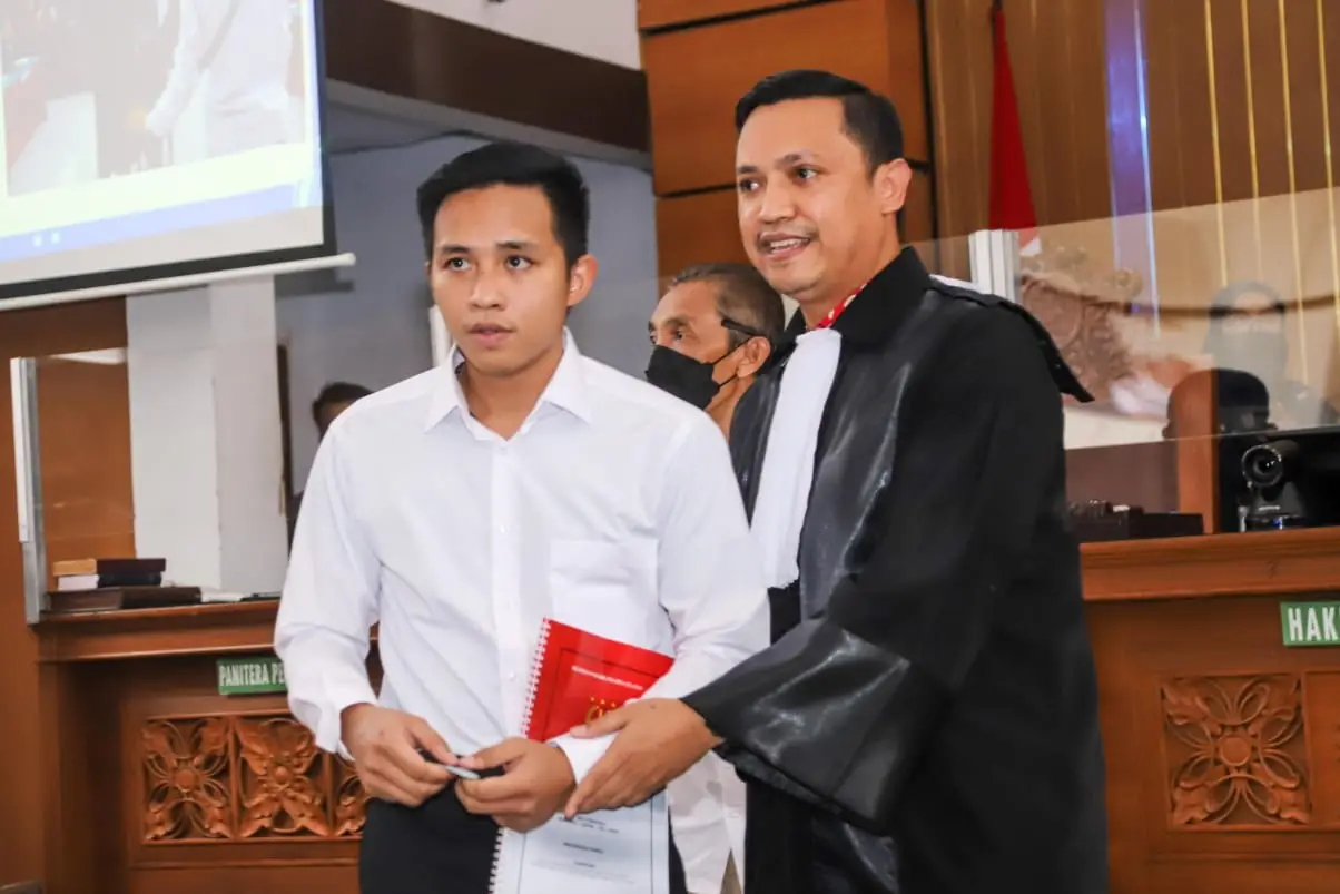 Tampil Klimis dan Rapi,...