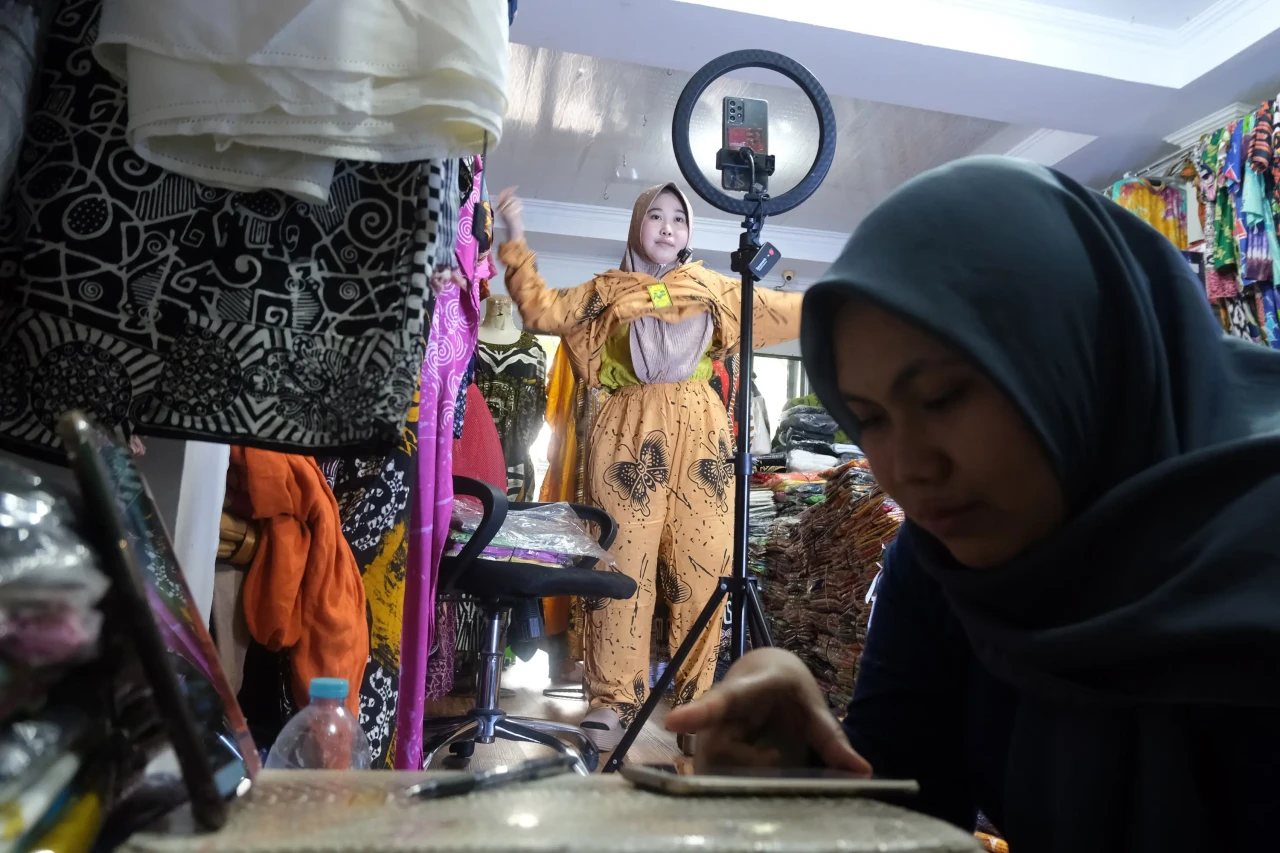 Perluas Target Pasar...