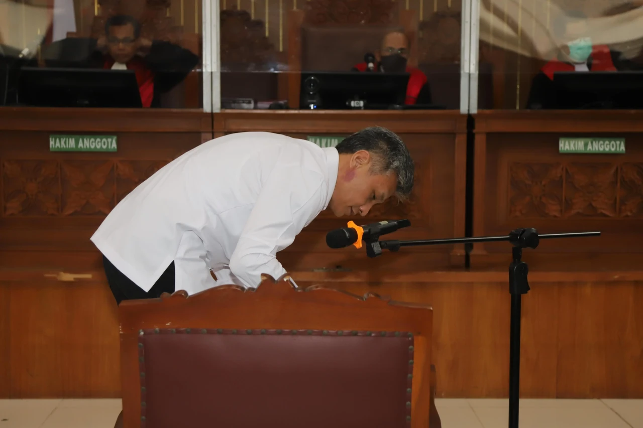 Brigjen Hendra Kurniawan...