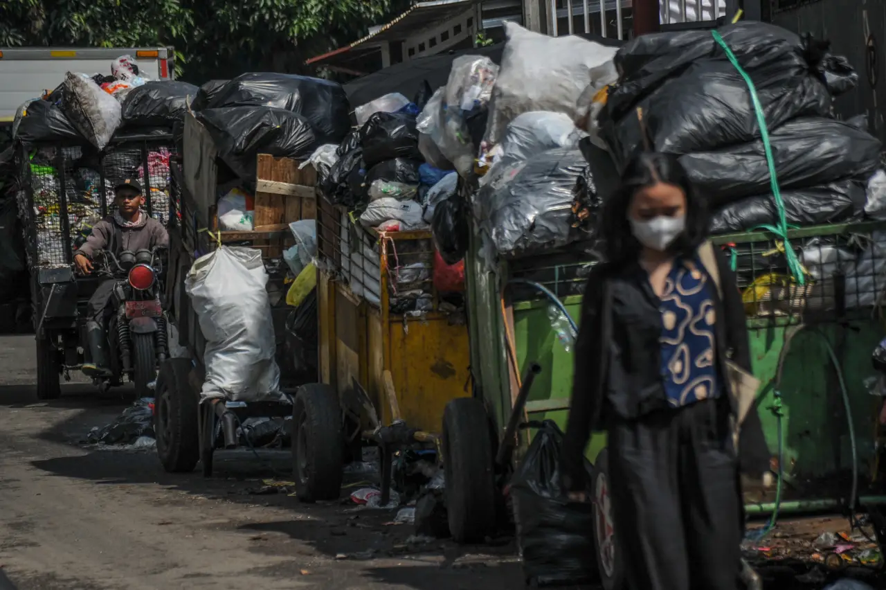 Penumpukan Sampah di...