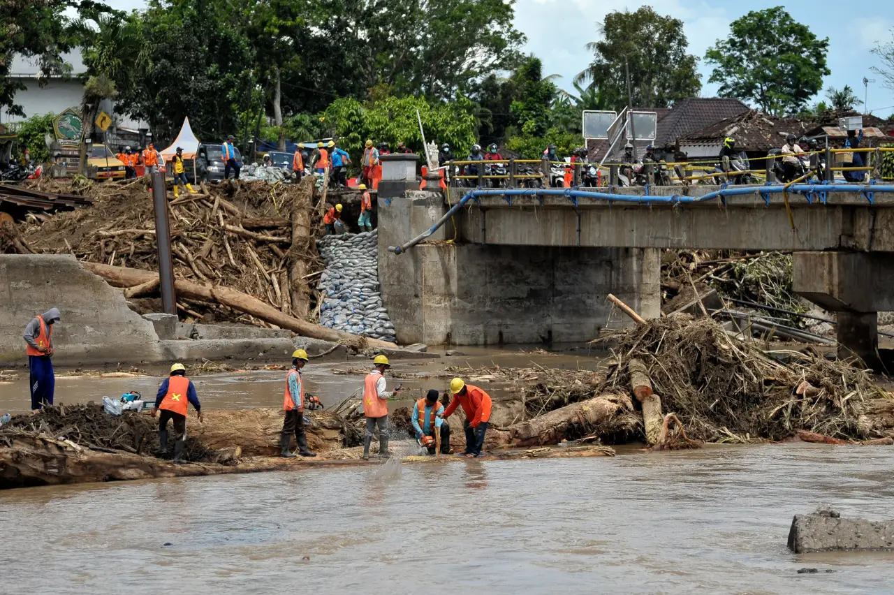 Kerusakan Pascabanjir...