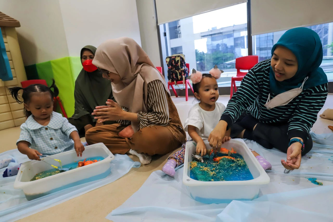 Sampoerna Academy Gelar...