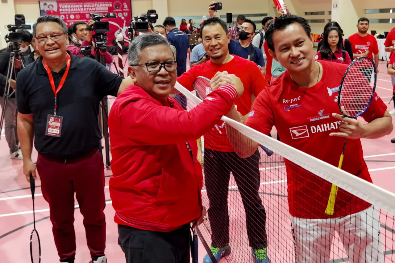 PDIP Gelar Turnamen...