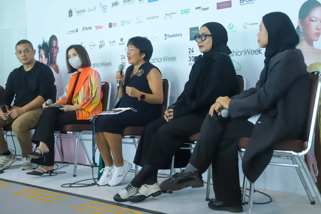 JFW 2023 Usung Tema...