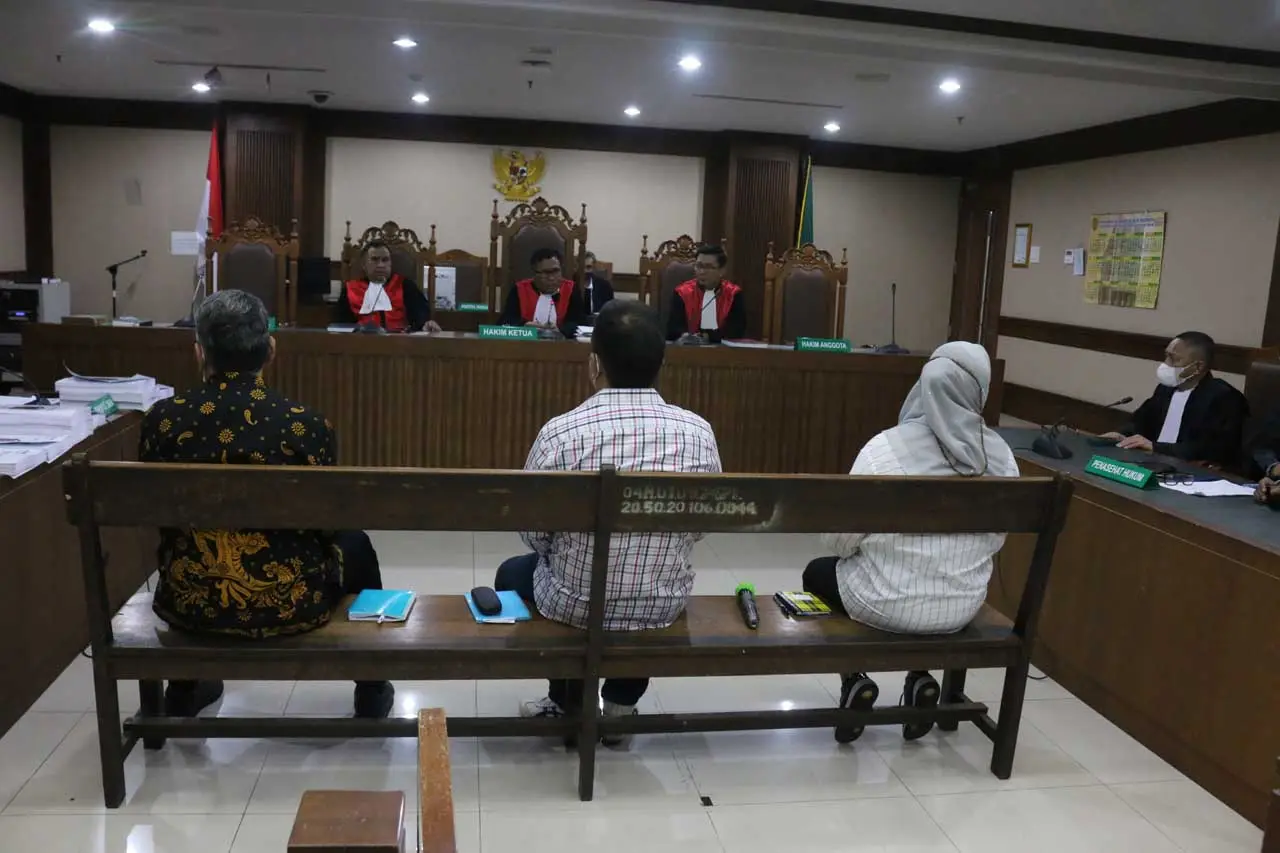 Eks Bupati Kolaka Timur...