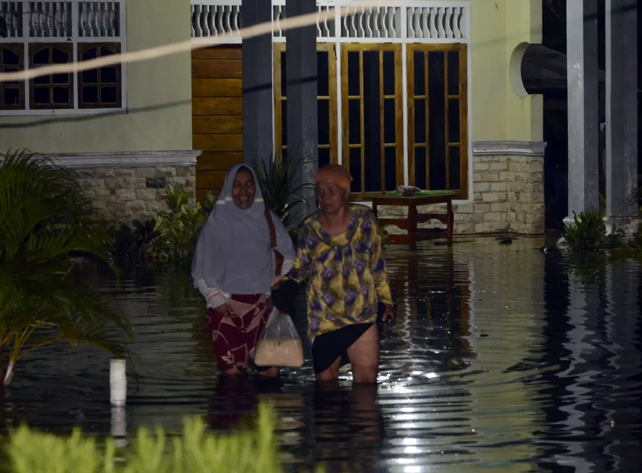 Banjir Luapan Sungai...