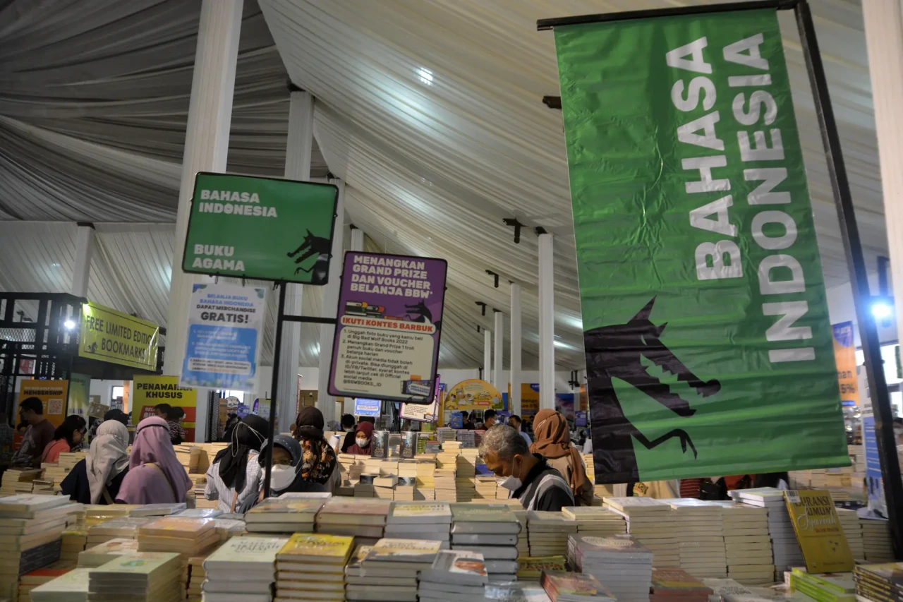 Berburu Jutaan Buku...
