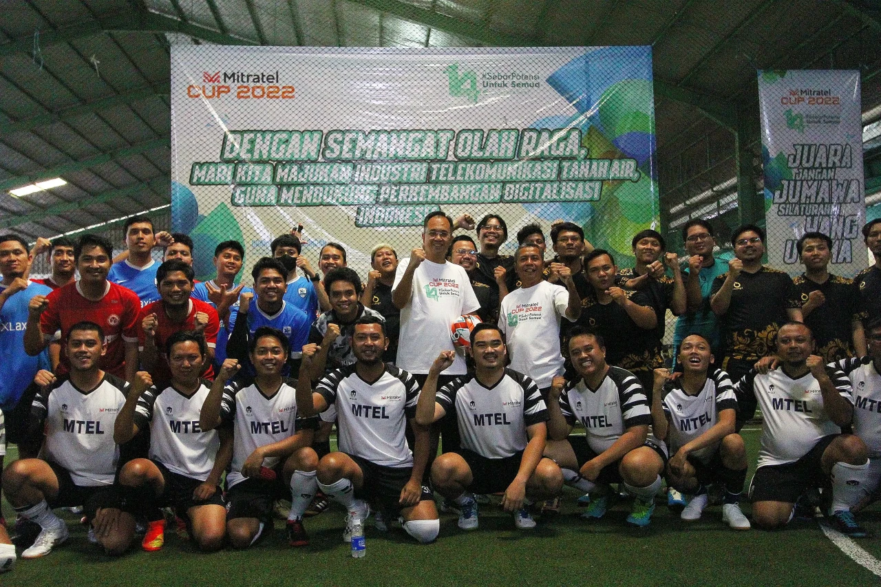 Sambut Hari Ulang Tahun,...