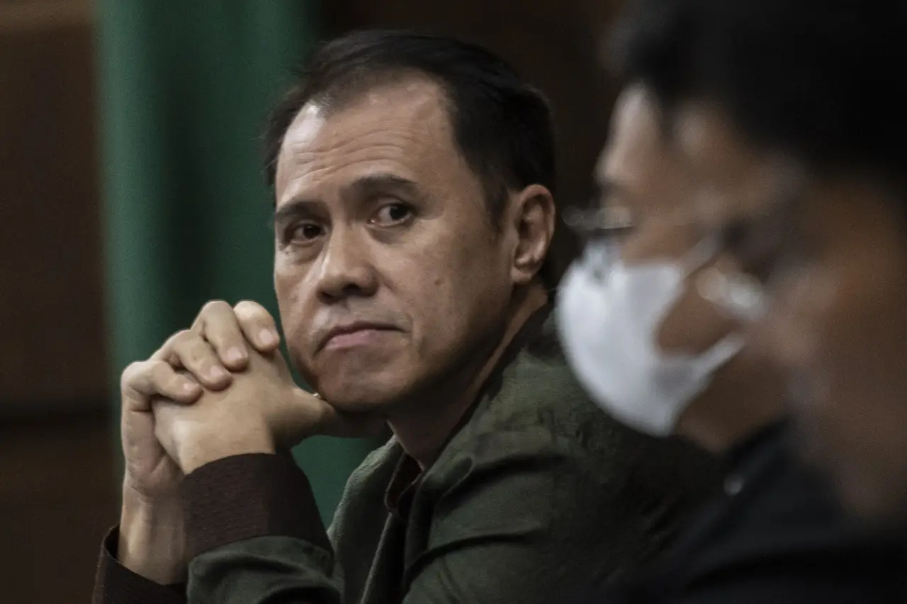 Sidang Jhon Irfan Kenway...