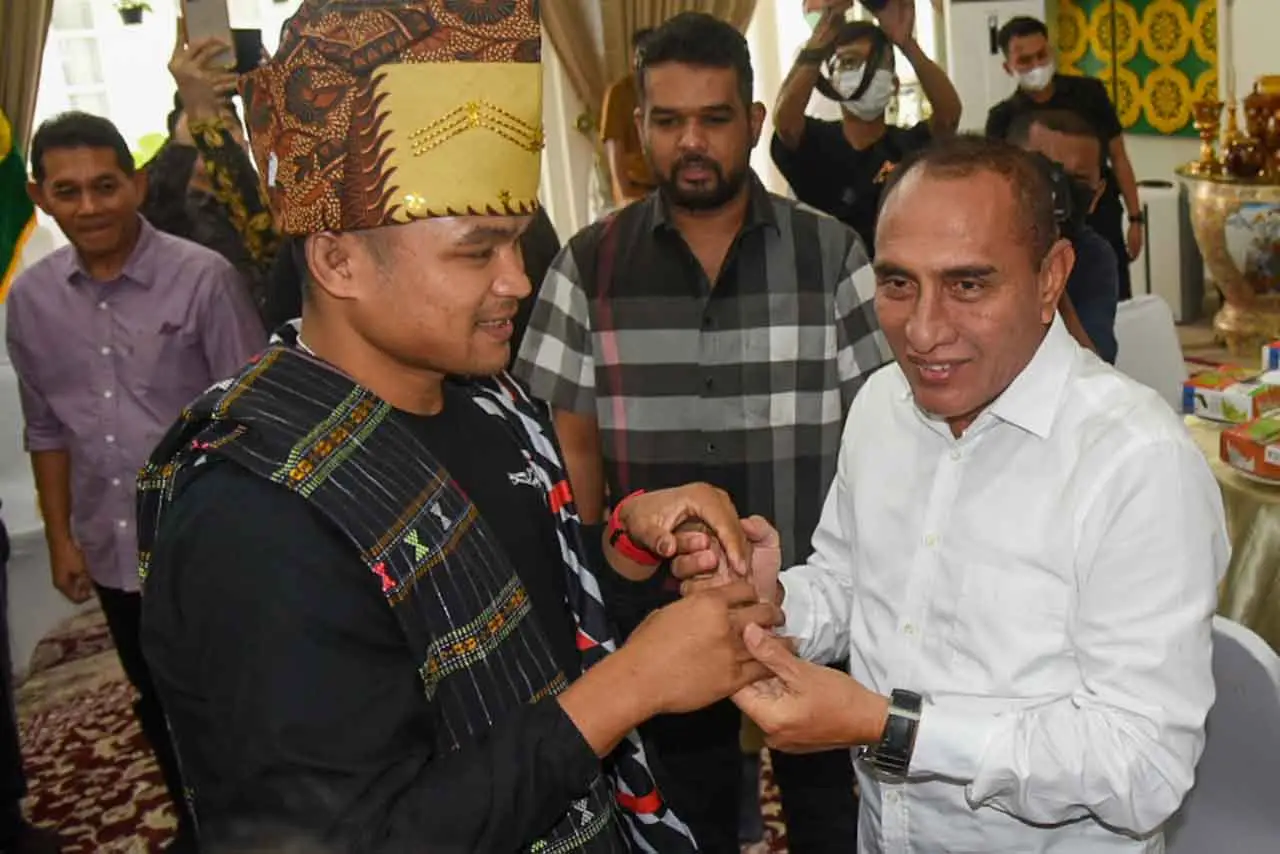 Edy Rahmayadi Sambut...