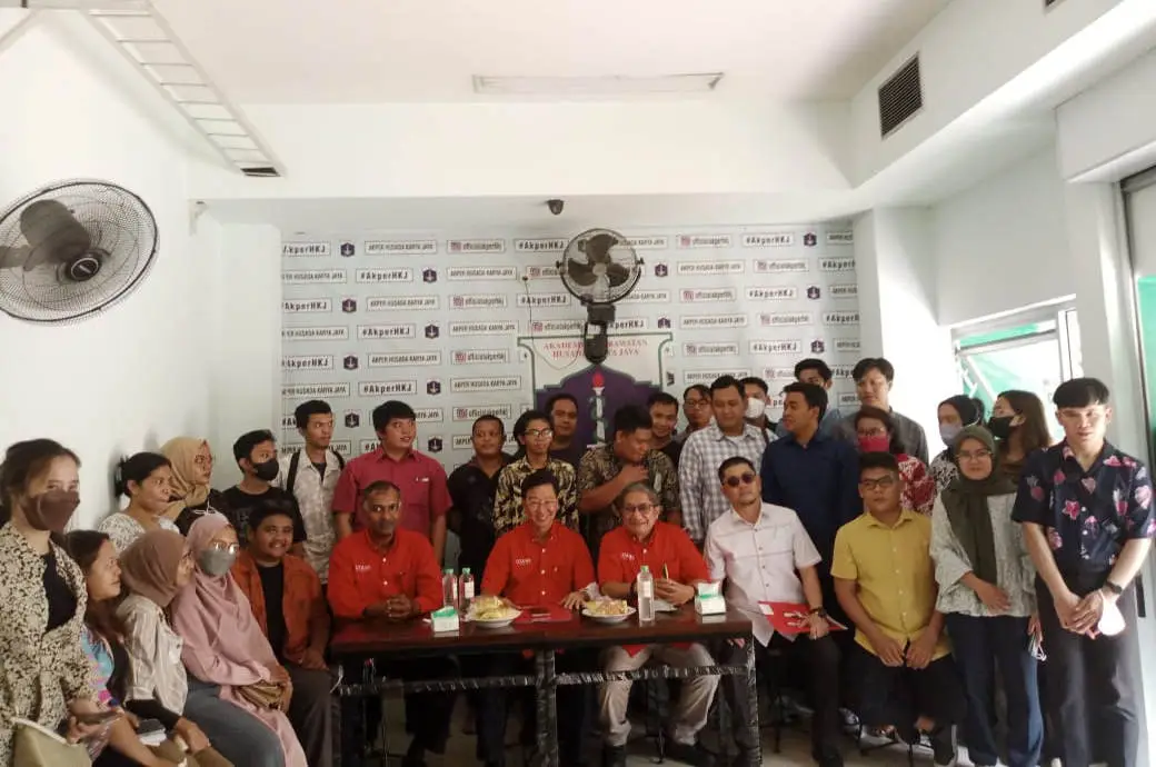 UTA 45 Buka Posko Pengaduan...