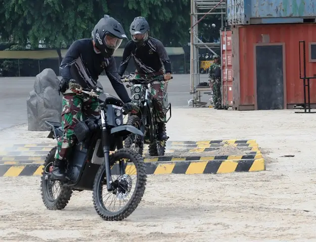 Curi Perhatian Jokowi...