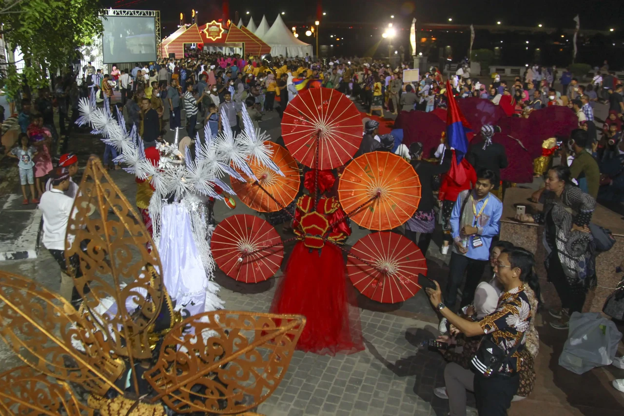 Semarak Karnaval Budaya...