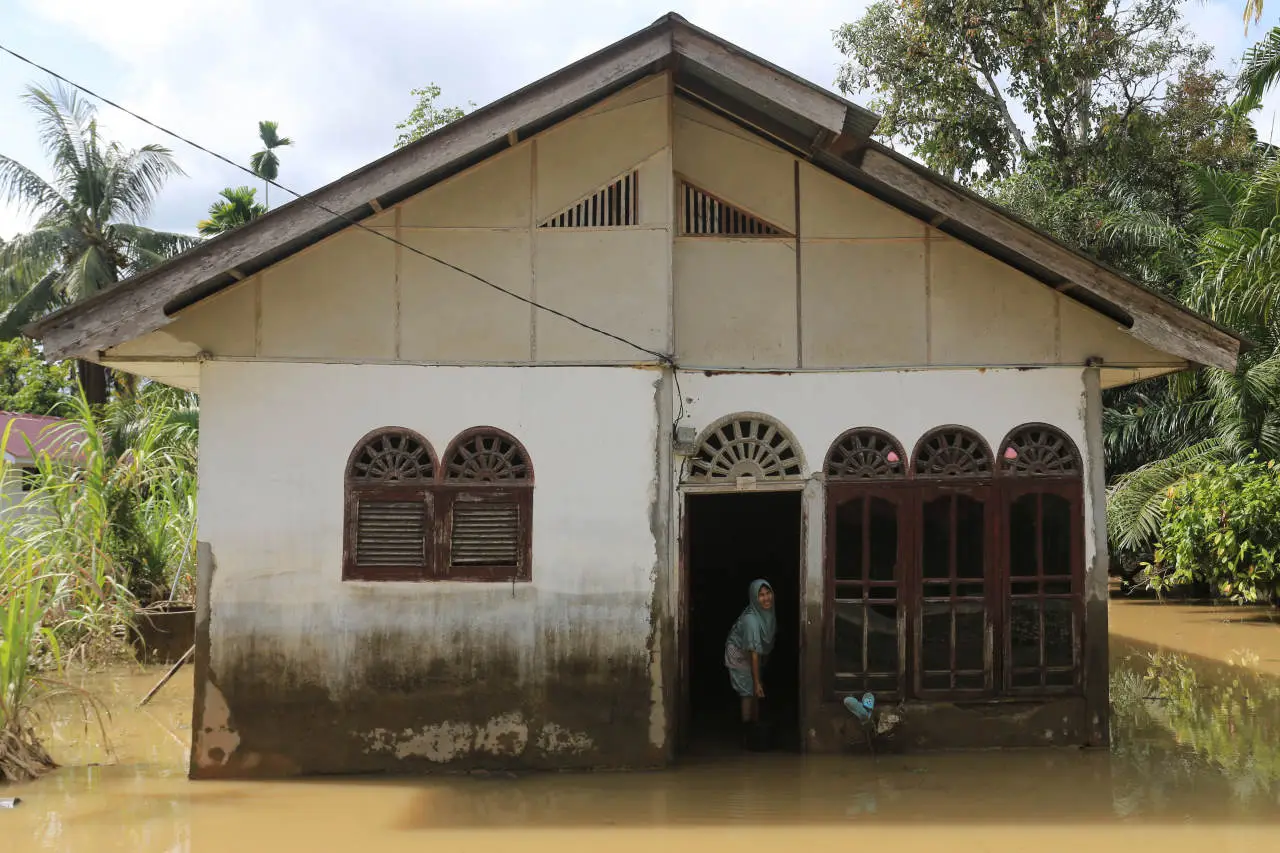 Banjir Aceh Barat Mulai...