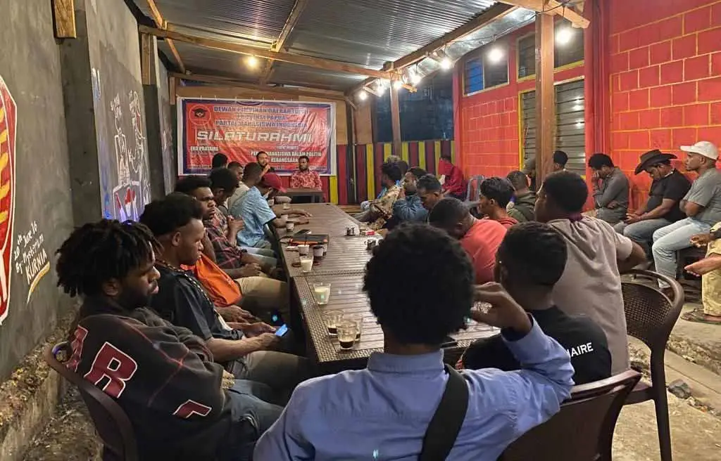 Partai Mahasiswa Dukung...