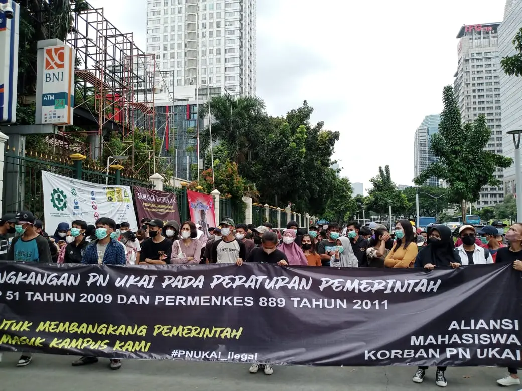 Mahasiswa Geruduk Kemendikbud...