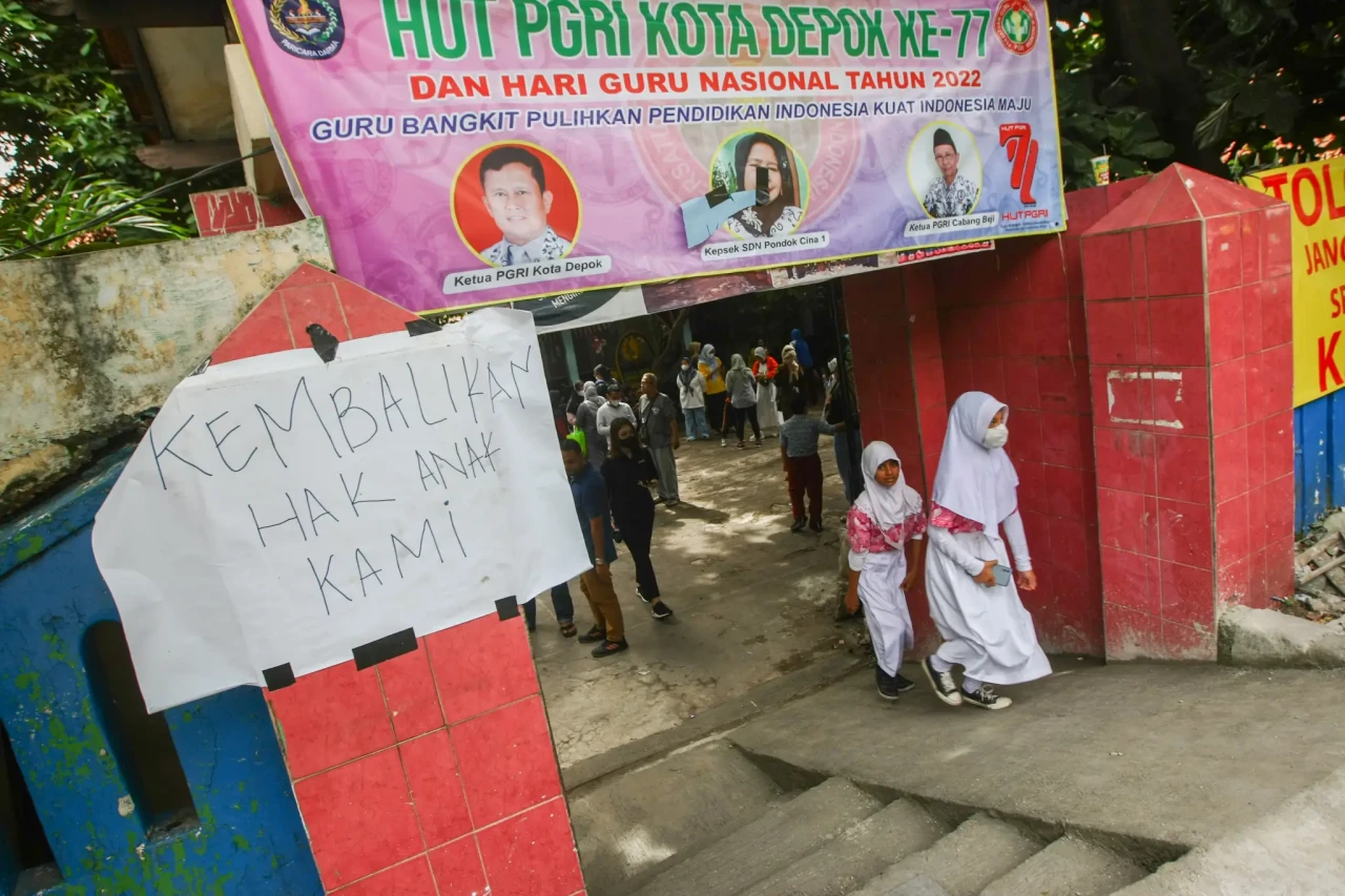 Tertutup Revitalisasi...