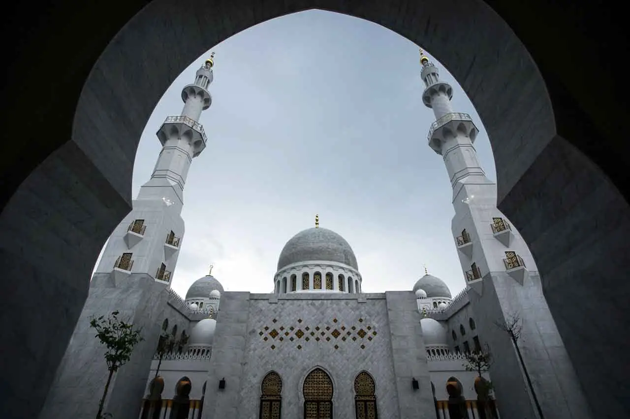 Megahnya Masjid Raya...