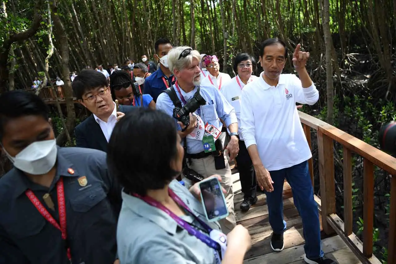 Jokowi Ajak Wartawan...