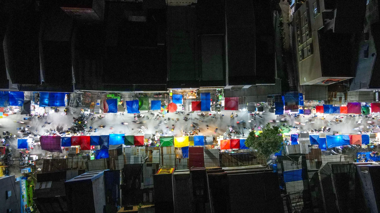 Kerlap Kerlip Pusat...
