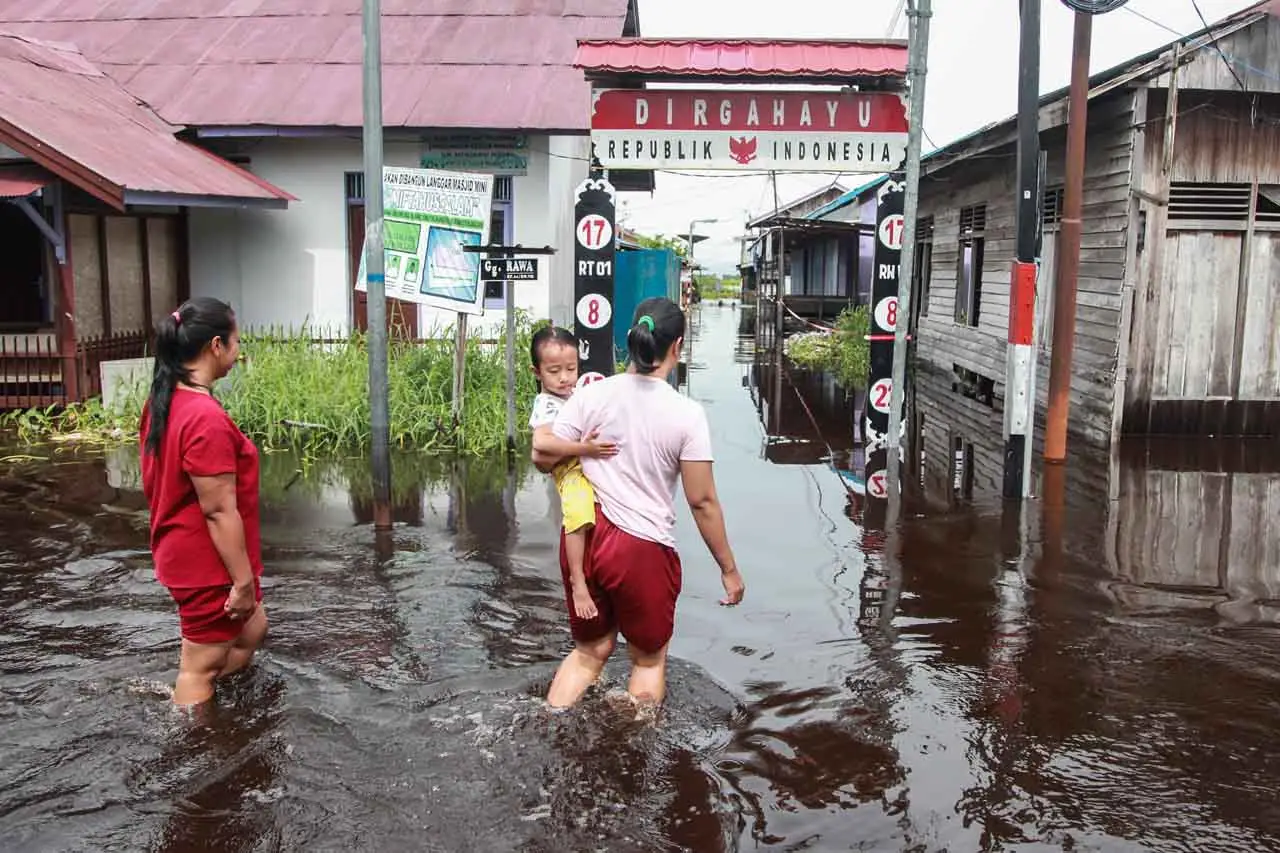 Banjir Luapan Sungai...