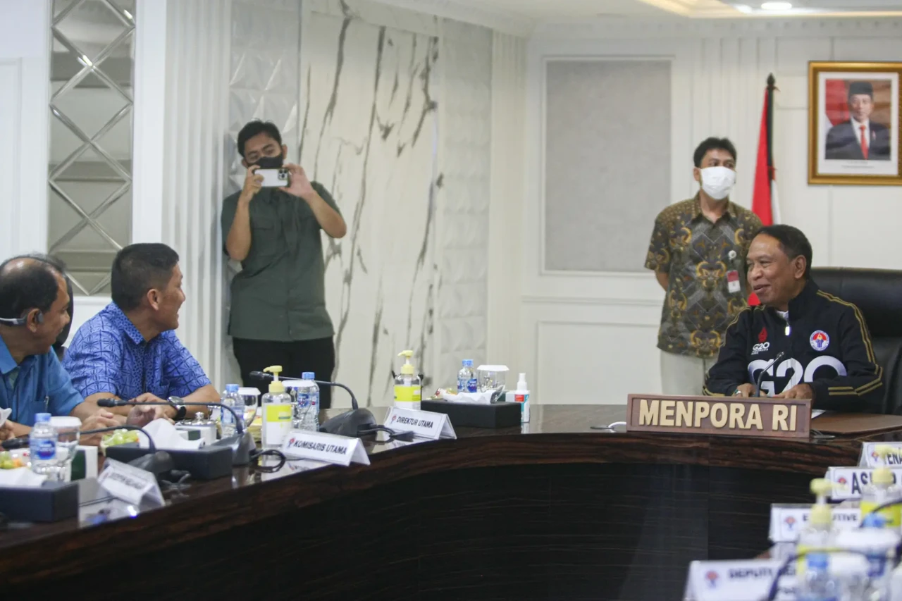 Gelar Pertemuan, Menpora...
